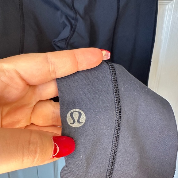 Lululemon Tight Stuff Crop Legging sz.6 - Picture 3 of 5